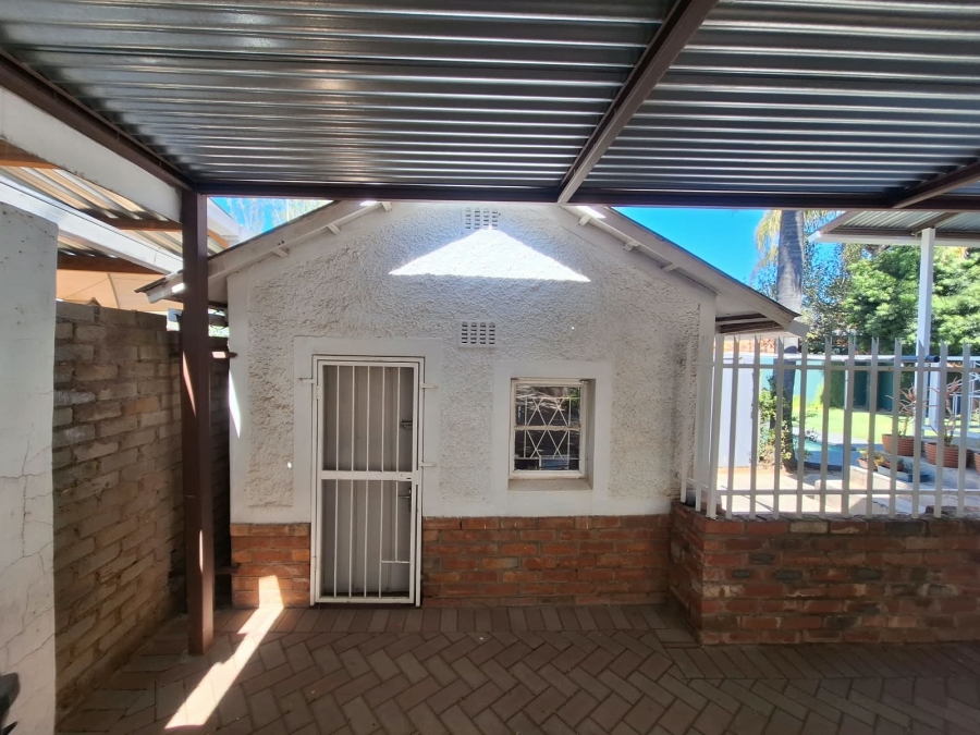 4 Bedroom Property for Sale in Memorial Road Area Northern Cape